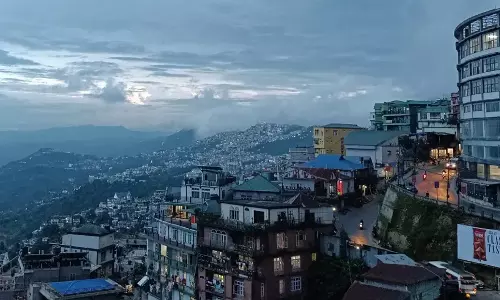 Mizoram में 2024 में 15,800 से अधिक जन्म और 6,300 से अधिक मृत्यु होंगी