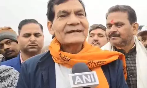 महाकुंभ मेला 2025 के लिए सभी तैयारियां पूरी कर ली गई हैं: UP Minister A.K. Sharma महाकुंभ मेला 2025 के लिए सभी तैयारियां पूरी कर ली गई हैं: UP Minister A.K. Sharma