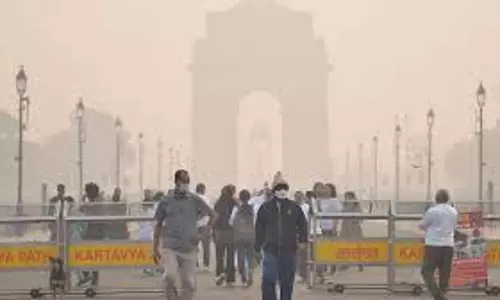 Delhi का मौसम और आज का AQI