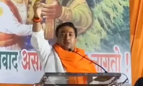 Nitesh Rane ने केरल को मिनी पाकिस्तान बताया, कांग्रेस ने महाराष्ट्र मंत्रिमंडल में शामिल होने पर सवाल उठाए
