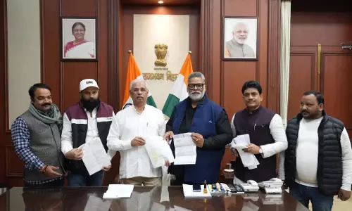 बीपीएससी अभ्यर्थियों पर लाठी चार्ज को लेकर राजभवन पहुंचे पप्पू यादव, राज्यपाल से की मुलाकात