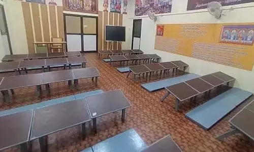 Karnataka के सरकारी इंजीनियरिंग कॉलेजों में फैकल्टी का संकट, 50% पद खाली Karnataka के सरकारी इंजीनियरिंग कॉलेजों में फैकल्टी का संकट, 50% पद खाली