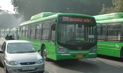 Misleading: Delhi परिवहन आयुक्त ने आप प्रमुख के जांच के दावे का खंडन किया