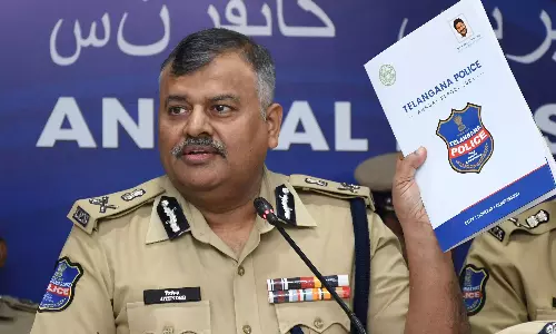 अधिकांश बलात्कारी पीड़ितों के परिचित थे: Telangana DGP अधिकांश बलात्कारी पीड़ितों के परिचित थे: Telangana DGP