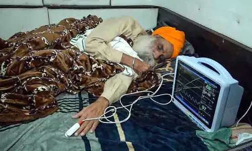 खापों ने केंद्र से Dallewal तक पहुंचने को कहा खापों ने केंद्र से Dallewal तक पहुंचने को कहा