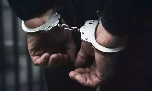 Telangana: महिला की मौत के लिए जिम्मेदार झोलाछाप डॉक्टर गिरफ्तार Telangana: महिला की मौत के लिए जिम्मेदार झोलाछाप डॉक्टर गिरफ्तार