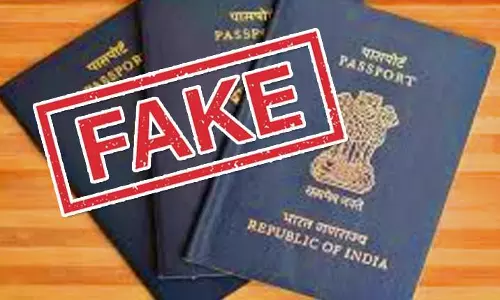 Kolkata: पश्चिम बंगाल में फर्जी पासपोर्ट रैकेट का पर्दाफाश हुआ