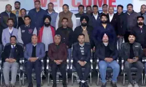 Punjab: उद्योगपतियों ने विस्तार परियोजनाओं को स्थानांतरित करने की धमकी दी Punjab: उद्योगपतियों ने विस्तार परियोजनाओं को स्थानांतरित करने की धमकी दी