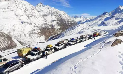 BRO ने मनाली-लेह राजमार्ग बहाल किया, लाहौल घाटी से 212 पर्यटकों को बचाया