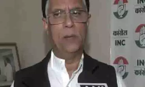Congress के पवन खेड़ा ने मनमोहन सिंह के अंतिम संस्कार को लेकर केंद्र की आलोचना की Congress के पवन खेड़ा ने मनमोहन सिंह के अंतिम संस्कार को लेकर केंद्र की आलोचना की