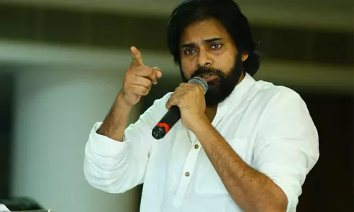 Pawan Kalyan: पुष्पा के निर्माताओं को पीड़ित परिवार के लिए पहले ही कदम उठाना चाहिए था Pawan Kalyan: पुष्पा के निर्माताओं को पीड़ित परिवार के लिए पहले ही कदम उठाना चाहिए था