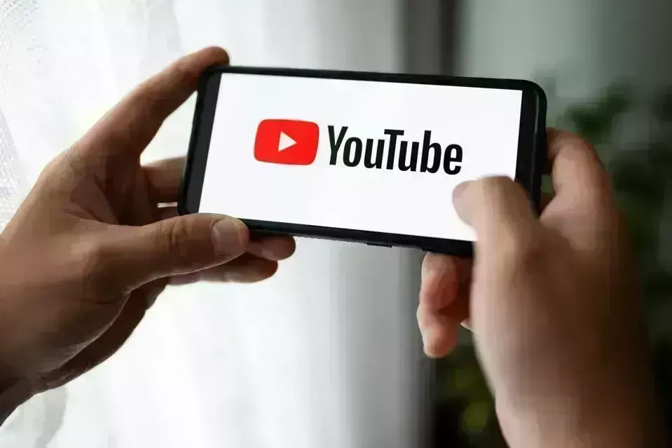 YouTube चलाना और भी होगा आसान , इस नए बटन में मिलेंगे गजब के फीचर YouTube चलाना और भी होगा आसान , इस नए बटन में मिलेंगे गजब के फीचर