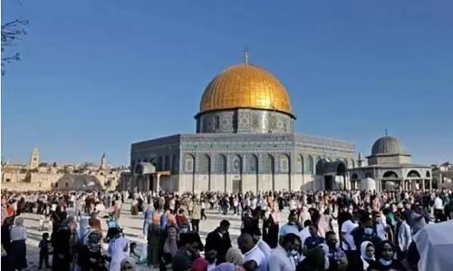 Zionist बसने वालों ने अल-अक्सा मस्जिद पर धावा बोला