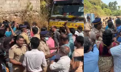 Kerala : पोझिकावु प्रदर्शनकारियों पर हमला मामले में मानवाधिकार आयोग ने पुलिस पर दर्ज किया मामला