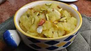 Recipe: दूध में सूजी मिलाकर बनाएं पंजाब का मशहूर मखंडी हलवा, बेहद आसान