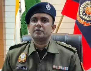 अवैध रूप से रह रहे बांग्लादेशियों पर दिल्ली पुलिस की कार्रवाई जारी : डीसीपी रवि कुमार सिंह