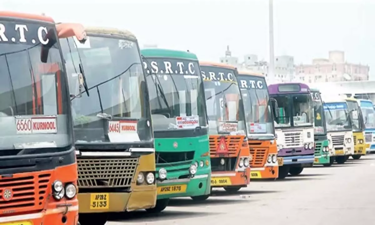 Andhra: आंध्र प्रदेश सरकार मुफ्त बस यात्रा योजना लागू कर सकती