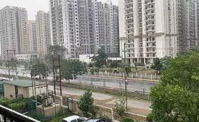 Noida का मौसम और आज का AQI