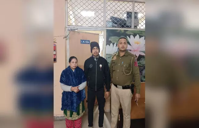 पुलिस ने अवैध रूप से रह रहे बांग्लादेशी नागरिकों पर की कार्रवाई, पकड़े गए मां-बेटे