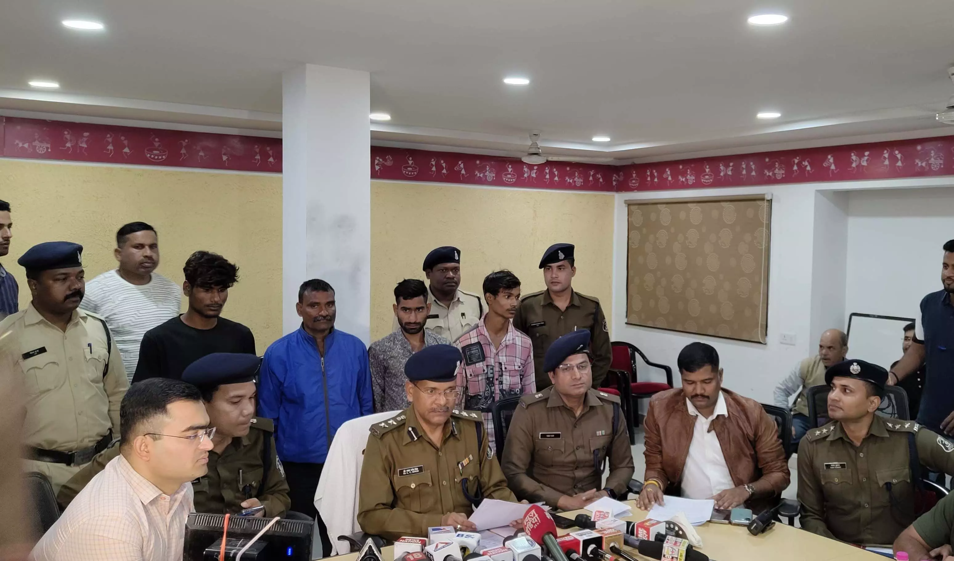 रायपुर पुलिस का चंगोराभाठा डबल मर्डर मामले में खुलासा, 6 गिरफ्तार