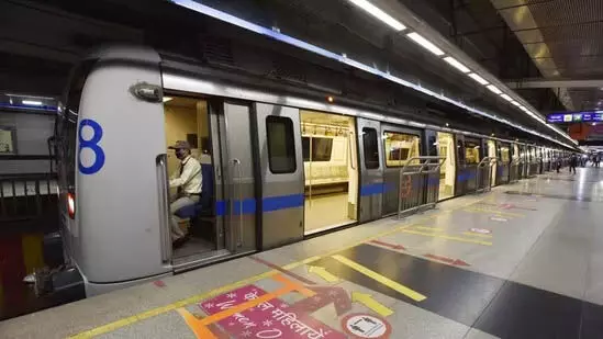 Delhi Metro: राजीव चौक मेट्रो स्टेशन पर सेवा प्रतिबंधों में संशोधन की घोषणा