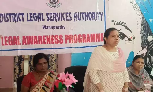 निःशुल्क कानूनी सेवाओं का उपयोग किया जाना चाहिए निःशुल्क कानूनी सेवाओं का उपयोग किया जाना चाहिए