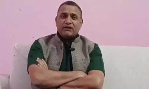 बिहार सरकार छात्रों के साथ आतंकवादियों-नक्सलियों जैसा व्यवहार कर रही : सुधाकर सिंह बिहार सरकार छात्रों के साथ आतंकवादियों-नक्सलियों जैसा व्यवहार कर रही : सुधाकर सिंह