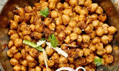 Recipe: पिंडी छोले होते हैं बेहद तीखे, इस खाने के दीवानों की कमी नहीं Recipe: पिंडी छोले होते हैं बेहद तीखे, इस खाने के दीवानों की कमी नहीं