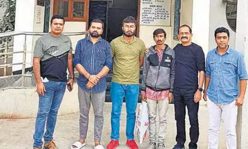 Digitally तरीके से इंजीनियर को गिरफ्तार कर 9 लाख रुपये ठगे
