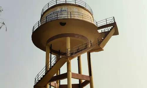Barabanki: आम जनता को पानी की टंकी से नहीं मिल रहा पानी