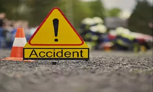 Baharagora: सड़क दुर्घटना में बाइक सवार दो युवक घायल Baharagora: सड़क दुर्घटना में बाइक सवार दो युवक घायल
