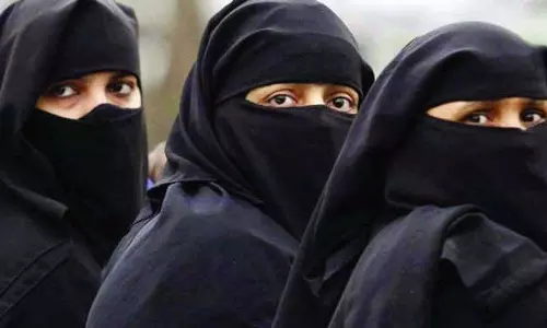 महिलाओं को रोजगार देने वाले एनजीओ बंद कर देंगे: Taliban महिलाओं को रोजगार देने वाले एनजीओ बंद कर देंगे: Taliban