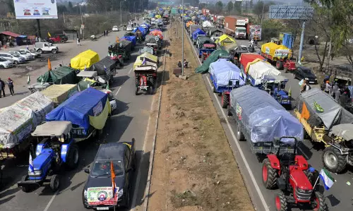 Punjab बंद के कारण सड़कें जाम रही, नए साल पर यातायात का मार्ग बदलना पड़ा