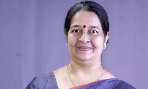 Kerala : विधायक उमा थॉमस को वेंटिलेटर पर ही रहना होगा Kerala : विधायक उमा थॉमस को वेंटिलेटर पर ही रहना होगा