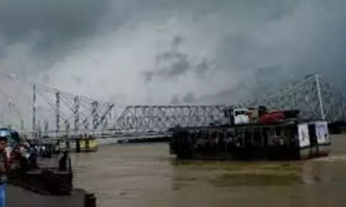 Kolkata का मौसम और आज का AQI