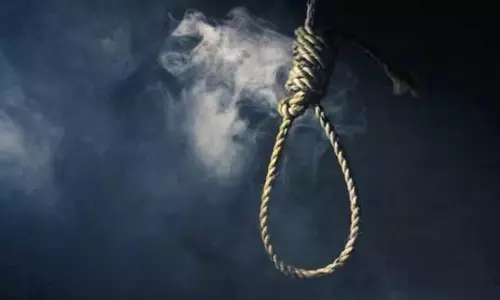 तूप्रान में व्यक्ति का शव फंदे से लटका मिला, बढ़ते कर्ज का संदेह तूप्रान में व्यक्ति का शव फंदे से लटका मिला, बढ़ते कर्ज का संदेह