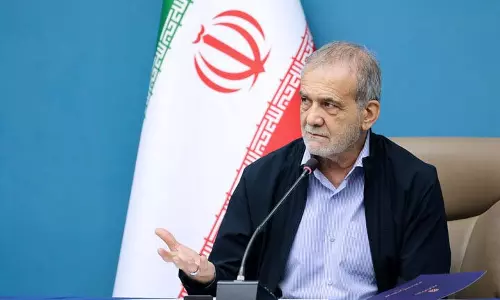 Khamenei ने बैठक में एकता का आग्रह किया : पेजेशकियन