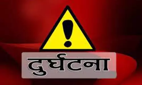 Haridwar: ट्रक की चपेट में आने से बाइक में सवार दो की मौत , एक घायल Haridwar: ट्रक की चपेट में आने से बाइक में सवार दो की मौत , एक घायल