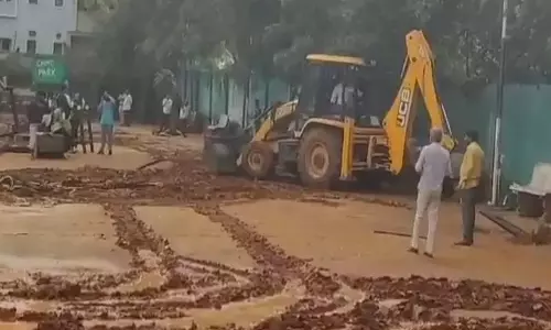 Hyderabad: HYDRAA द्वारा खजागुडा अतिक्रमण को ध्वस्त किया गया