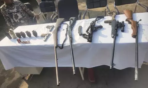 Manipur : सुरक्षा बलों ने इंफाल पश्चिम में हथियार और गोला-बारूद जब्त
