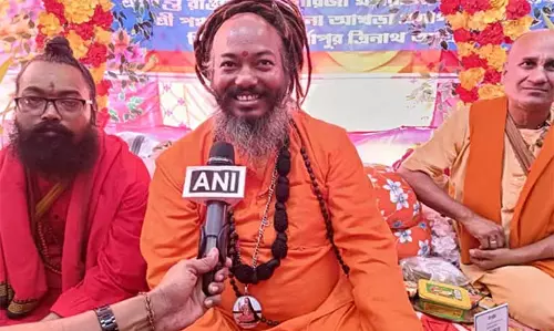 Tripura : रंजीतानंद महाराज कहते हैं यहां स्नान करने से सप्त सरोवर (सात पवित्र झीलों) का लाभ मिलता Tripura : रंजीतानंद महाराज कहते हैं यहां स्नान करने से सप्त सरोवर (सात पवित्र झीलों) का लाभ मिलता