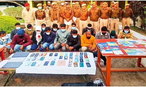 Assam : आपको बेवकूफ बनाने वाला व्यक्ति असम के मोरीगांव में बैठा हो सकता Assam : आपको बेवकूफ बनाने वाला व्यक्ति असम के मोरीगांव में बैठा हो सकता