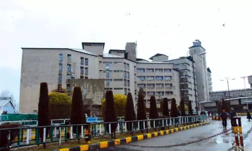 SKIMS ने आवश्यक सेवाओं की बहाली सुनिश्चित करने के लिए नियंत्रण कक्ष स्थापित किया SKIMS ने आवश्यक सेवाओं की बहाली सुनिश्चित करने के लिए नियंत्रण कक्ष स्थापित किया