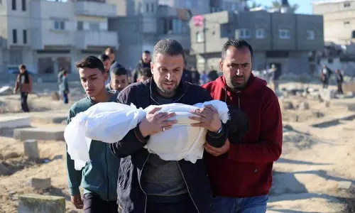Gaza में लोगों की भीषण ठंड से मौत, हमास ने संयुक्त राष्ट्र से लगाई गुहार
