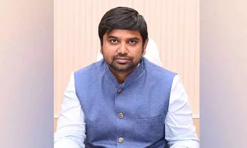 Mancherial Collector, रेत के अवैध खनन और परिवहन पर नियंत्रण के लिए प्रयास जारी