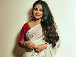 Vidya Balans Birthday: विद्या बालन ने फिल्मों के साथ-साथ टीवी पर भी धमाल मचाया है, जानें अमीरी से गरीबी तक का सफर Vidya Balans Birthday: विद्या बालन ने फिल्मों के साथ-साथ टीवी पर भी धमाल मचाया है, जानें अमीरी से गरीबी तक का सफर