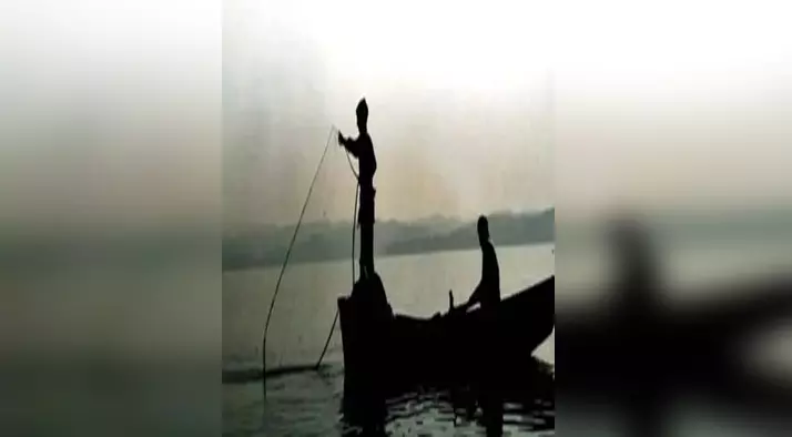 श्रीलंका ने रिहा किए 20 भारतीय मछुआरे, स्वदेश लौटे श्रीलंका ने रिहा किए 20 भारतीय मछुआरे, स्वदेश लौटे