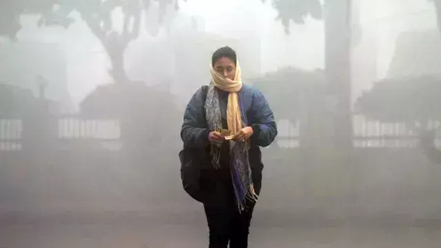 Weather: कड़ाके की ठंड और घने कोहरे के साथ हुई नए साल की शुरुआत