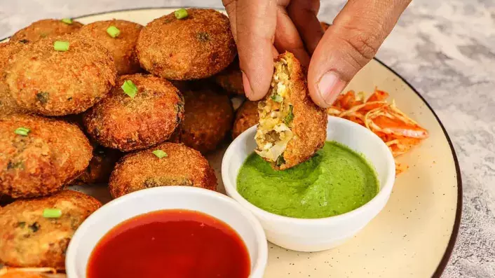 Raagi Recipe: बच्चों को देना चाहते हैं हेल्दी खाना तो रागी से बनाएं स्वादिष्ट खाना Raagi Recipe: बच्चों को देना चाहते हैं हेल्दी खाना तो रागी से बनाएं स्वादिष्ट खाना