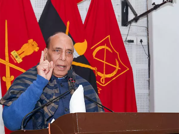 Defence Minister ने 2025 को सुधार का वर्ष बताया, कहा सशस्त्र बलों के आधुनिकीकरण की दिशा में एक कदम Defence Minister ने 2025 को सुधार का वर्ष बताया, कहा सशस्त्र बलों के आधुनिकीकरण की दिशा में एक कदम